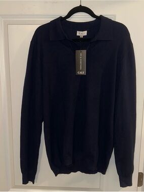 Men's V-Neck Polo Sweater in Navy NWT